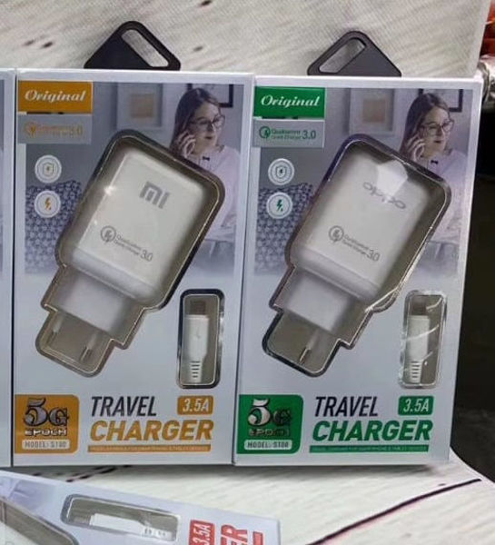 Imagen de CARGADOR CELULAR CON CABLE